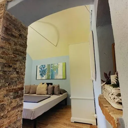 Azzurra Apartment